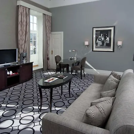 Grand Hotel 5*