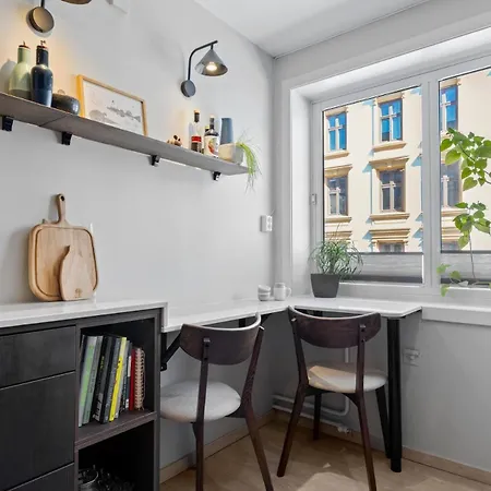 Apartment Fully Furnished With High Standard *
