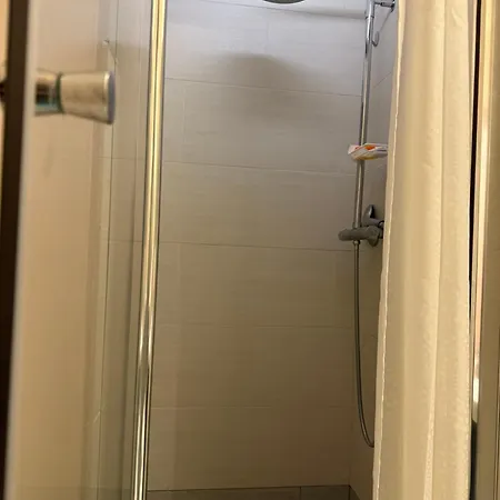 Apartment Center Close To Kings Palace