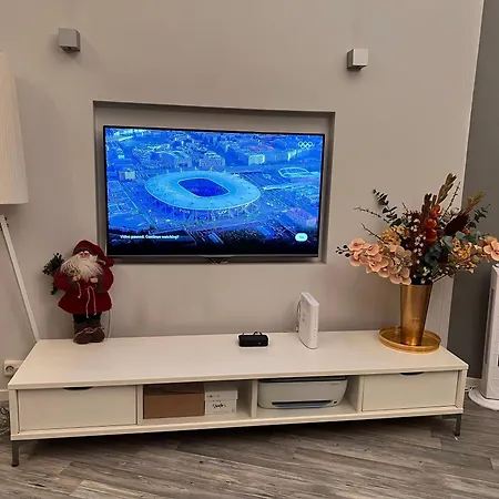 Apartment Center Close To Kings Palace