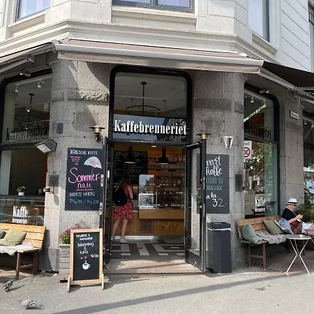 Frogner Central, Pool Table, 190 Sqm, 2 Bathrooms * Oslo