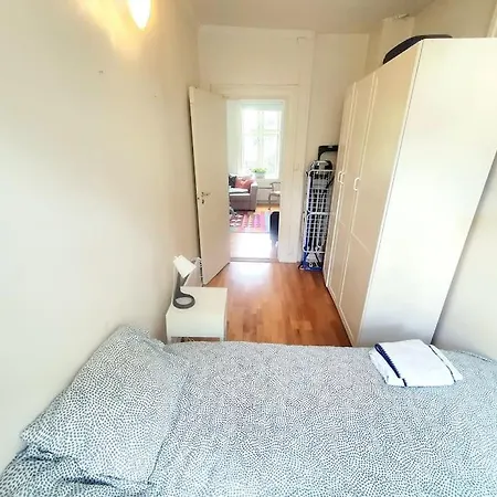 Charming Bright In Quiet Area Of Grunerlokka Apartment