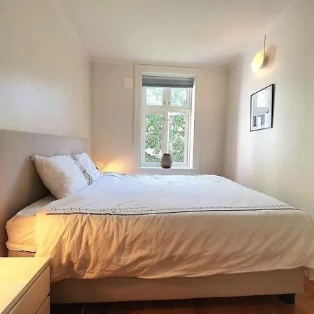 Charming Bright In Quiet Area Of Grunerlokka *
