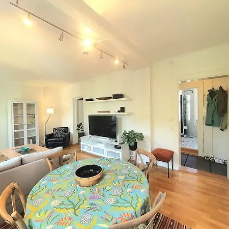 Charming Bright In Quiet Area Of Grunerlokka Apartment