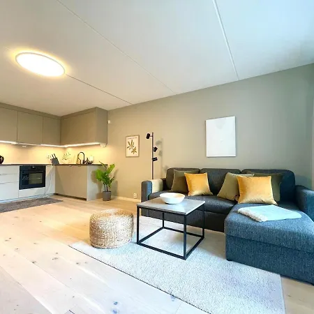 Renovated 2025, Lux Apartment *
