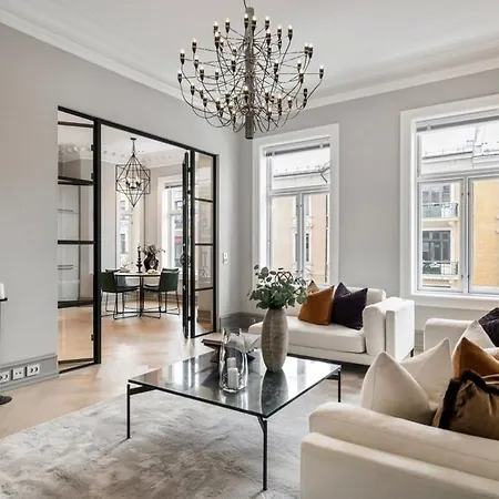 Apartment Elegant In Oslos Beautiful Street