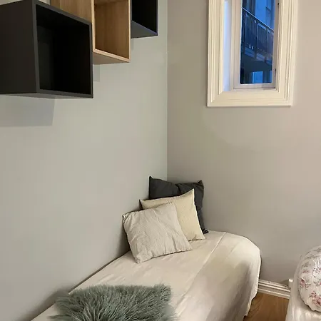 Frogner Central, Pool Table, 180 Sqm, 2 Bathrooms Apartment