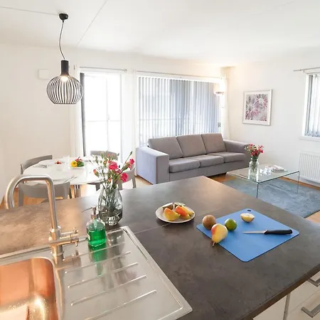 Bjorvika Apartments, Teaterplassen, Center