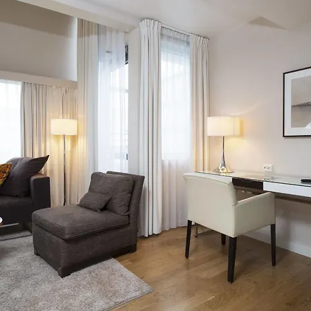 Thon Cecil Hotel 4*