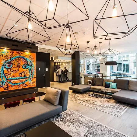 Saga Poshtel Central Hostel