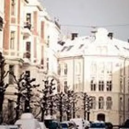 Frogner House - Nationaltheatret Apartment