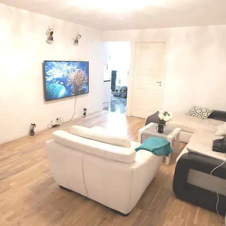 ***upscale***city Center* Maison d'hôtes *