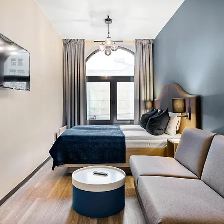 Western Hotel 4*