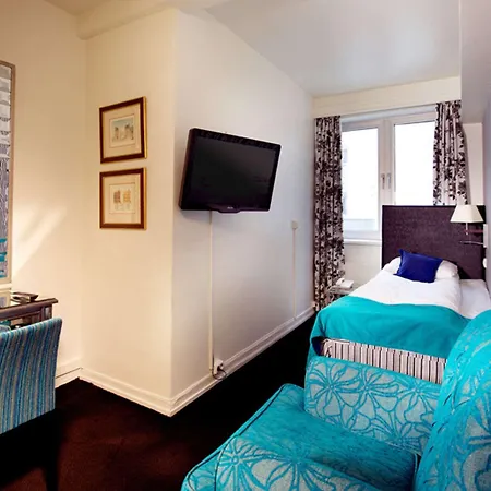 Bastion Hotel