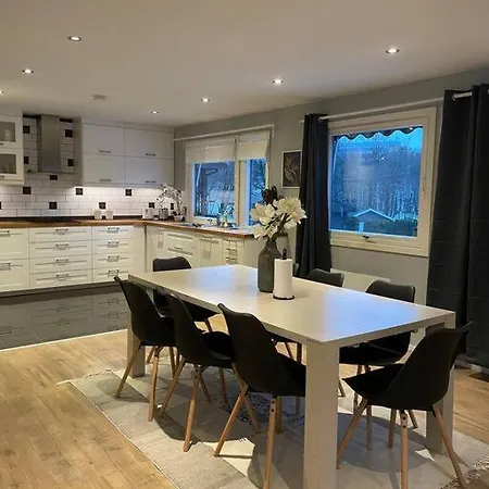 Platinum House - Centrally Located With Facilities Ferienhaus *