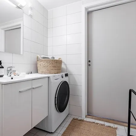 Апартаменты Hotel Suite Apartment *