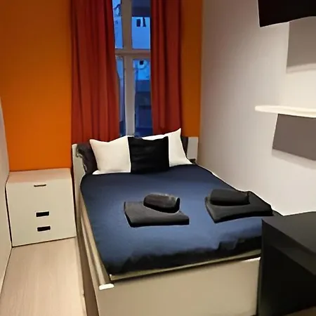 4 Bedroom Flat In The Heart Of Leilighet