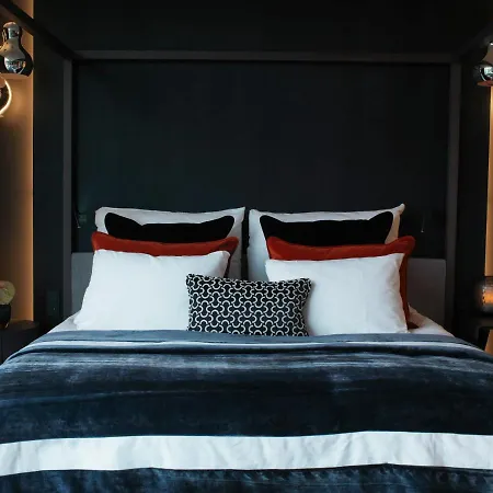 Hotel The Thief 5*