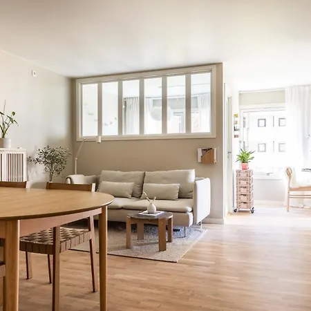 Scandinavian With 2 Bedrooms And Terrasse - Close To Storo Storsenter And All Public Transport Appartement Oslo
