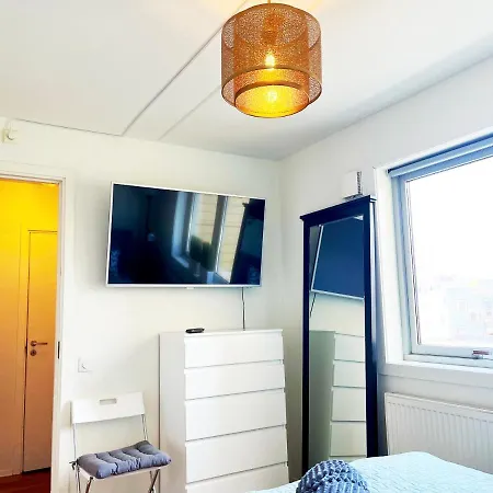 Sentral 3 Roms Med Gratis Parkering Leilighet