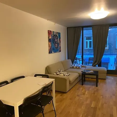 Midt I Sentrum 2 Soverom Og Stue Lägenhet *