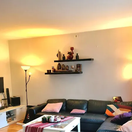 Homestay Sentralt Rom I *