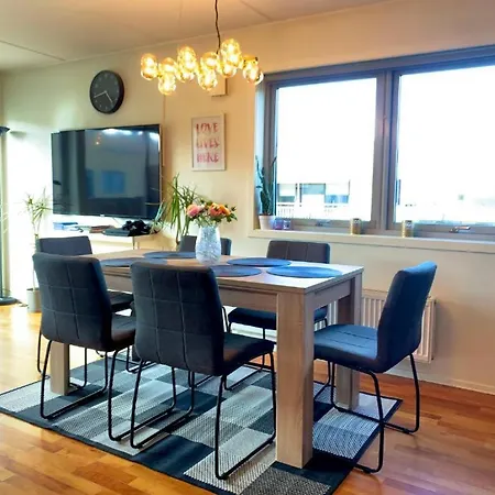 Sentral 3 Roms Med Gratis Parkering Leilighet *