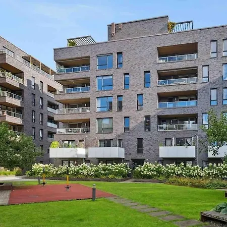 Luxury 3-bedroom Flat With Seaview In Appartement *