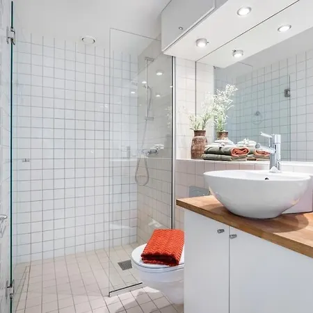 Apartman Prime Location: Spacious & *