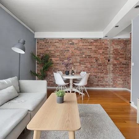 Daire Charming And Cozy - 5 Min To Center - 5 Pers *