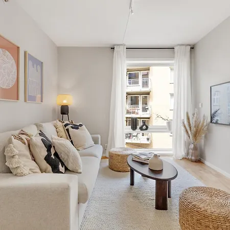 Apartman Flott I Hjerte Av *