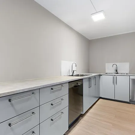 Apartment **royal ** Modern ** Fast - Wifi ** Smart Tv ** *