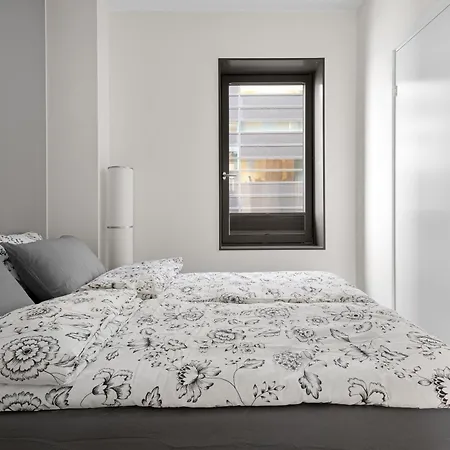 Spacious Modern 3br At Barcode