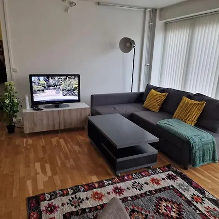 アパート Solace Apartment, Downtown