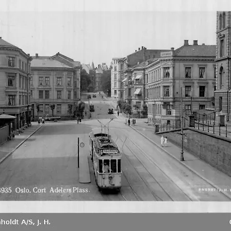 Bright And Charming From 1878 With View To The New National Museum In Осло