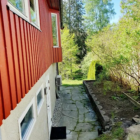 Lägenhet Tranquil In Picturesque Neighborhood
