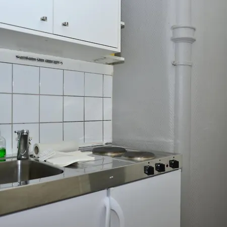 Forenom Serviced Rosenborg Apartment *