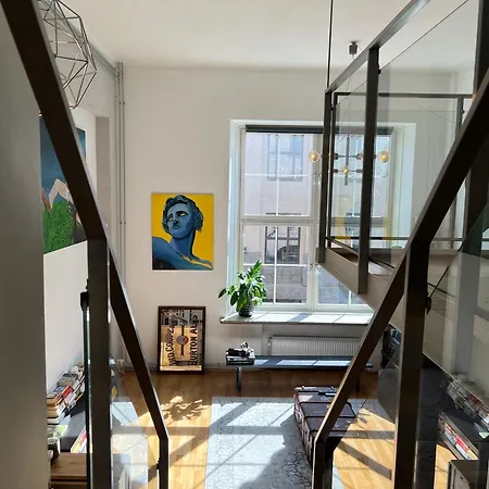 Art Loft In Downtown With Cinema Apartamento