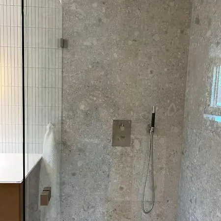 New, Unique, Sauna, Massage Bath, Balcony, Quiet Leilighet Oslo