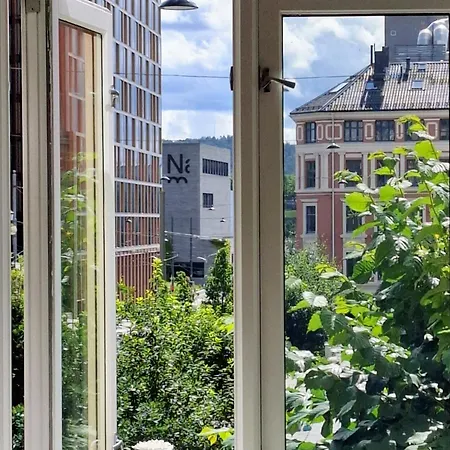 Апартаменты Bright And Charming From 1878 With View To The New National Museum In
