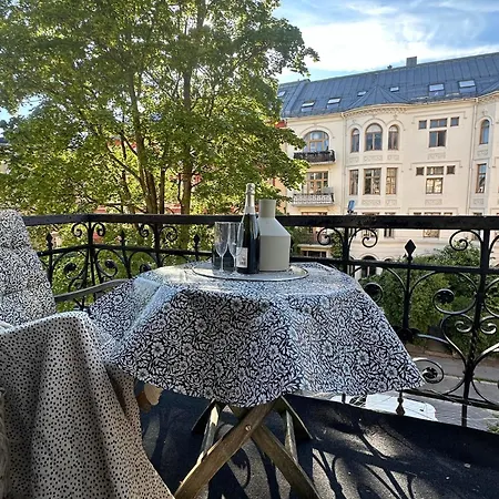 Klassisk Leilighet Med 4 Soverom I Oscarsgate Appartamento