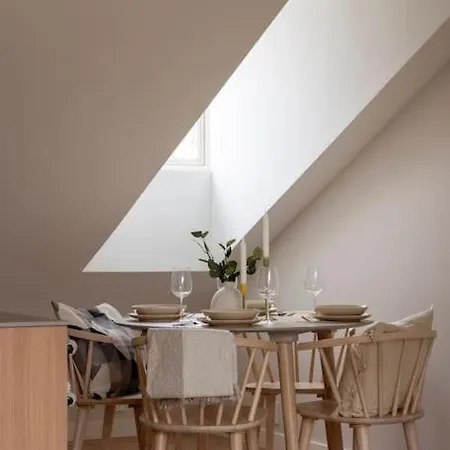 Apartment Dinbnb Gruenerlokka I Penthouse With Private Rooftop I 2 Bedrooms & 1 Bathroom Oslo