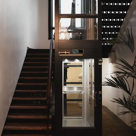Ba61 - Lux 4 Bedrooms, 260 Sqm, 2 Balconies, Free Parking Διαμέρισμα *