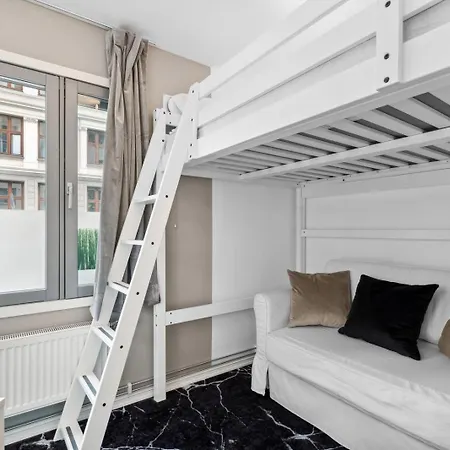 Affittacamere Happy Days Relaxing With Smart Solutions Shared With One Other Bedroom Oslo