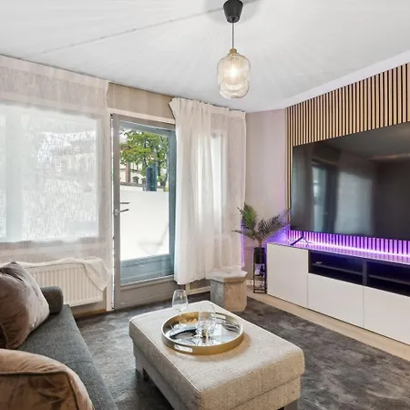 Alloggio in famiglia Luxurious Modern In - Eur 4k Expensive Bed And 82