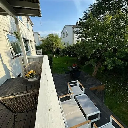 Appartamento Koselig Pa Ostensjo Med Stor Uteplass