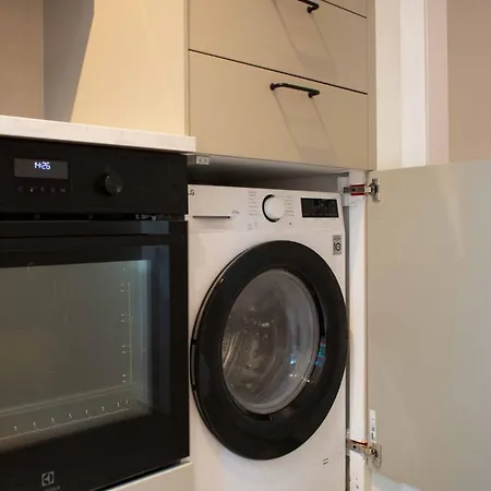Modern 2br Near S - Sleeps 6, New & Cozy Leilighet *