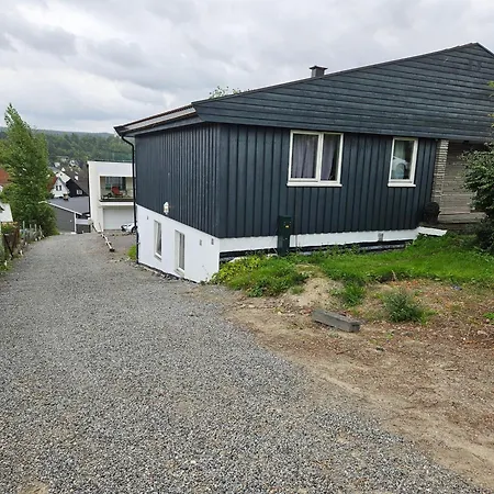 50 Kvm Sokkel Leilighet Pa Manglerud * オスロ
