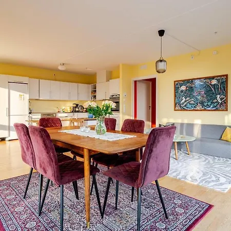 公寓 Accessible Corner With 3 Bedrooms, 2 Bathrooms, 2 Parkings And 3 Balconies