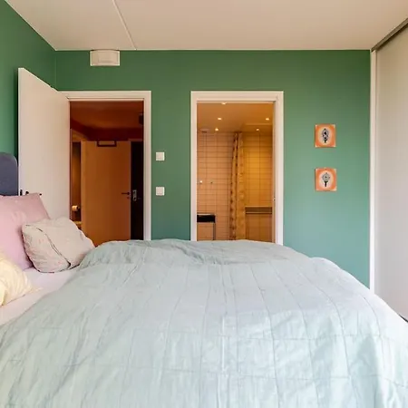 Accessible Corner With 3 Bedrooms, 2 Bathrooms, 2 Parkings And 3 Balconies 奥斯陆